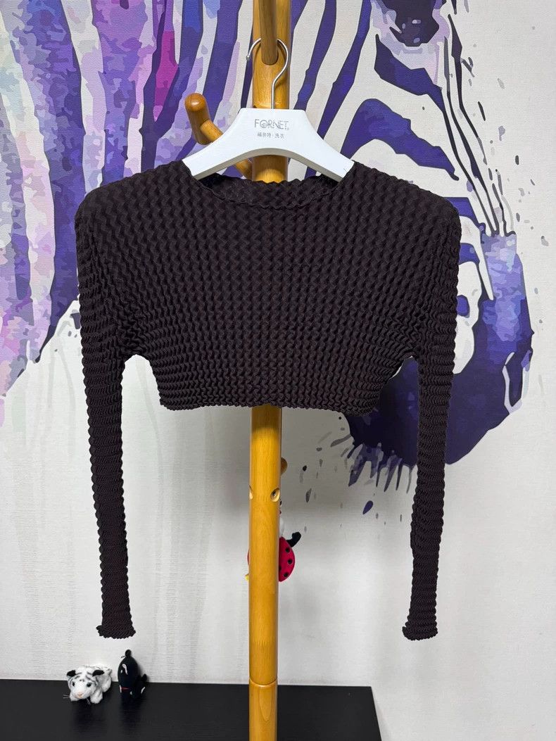 Issey Miyake ISSEY MIYAKE Pleated Cropped Long Sleeve Top Size US S / EU 44-46 / 1 - 2 Thumbnail