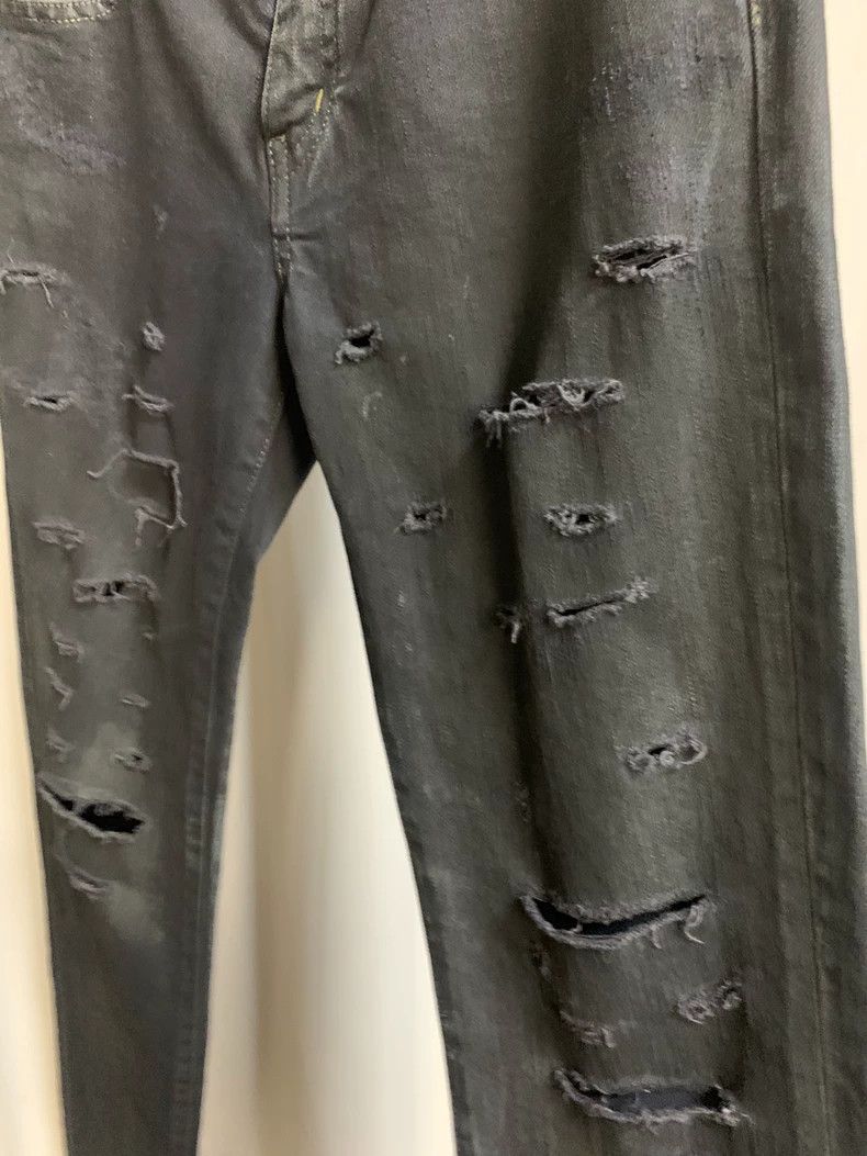 Saint Laurent Paris Saint Laurent Distressed Chain Jeans Replica Size US 29 - 3 Thumbnail