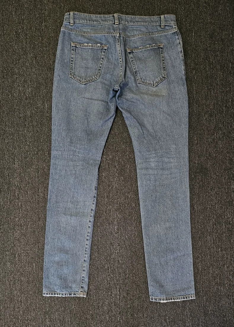 Saint Laurent Paris Saint Laurent D02 Distressed Denim Jeans Size US 31 - 4 Thumbnail