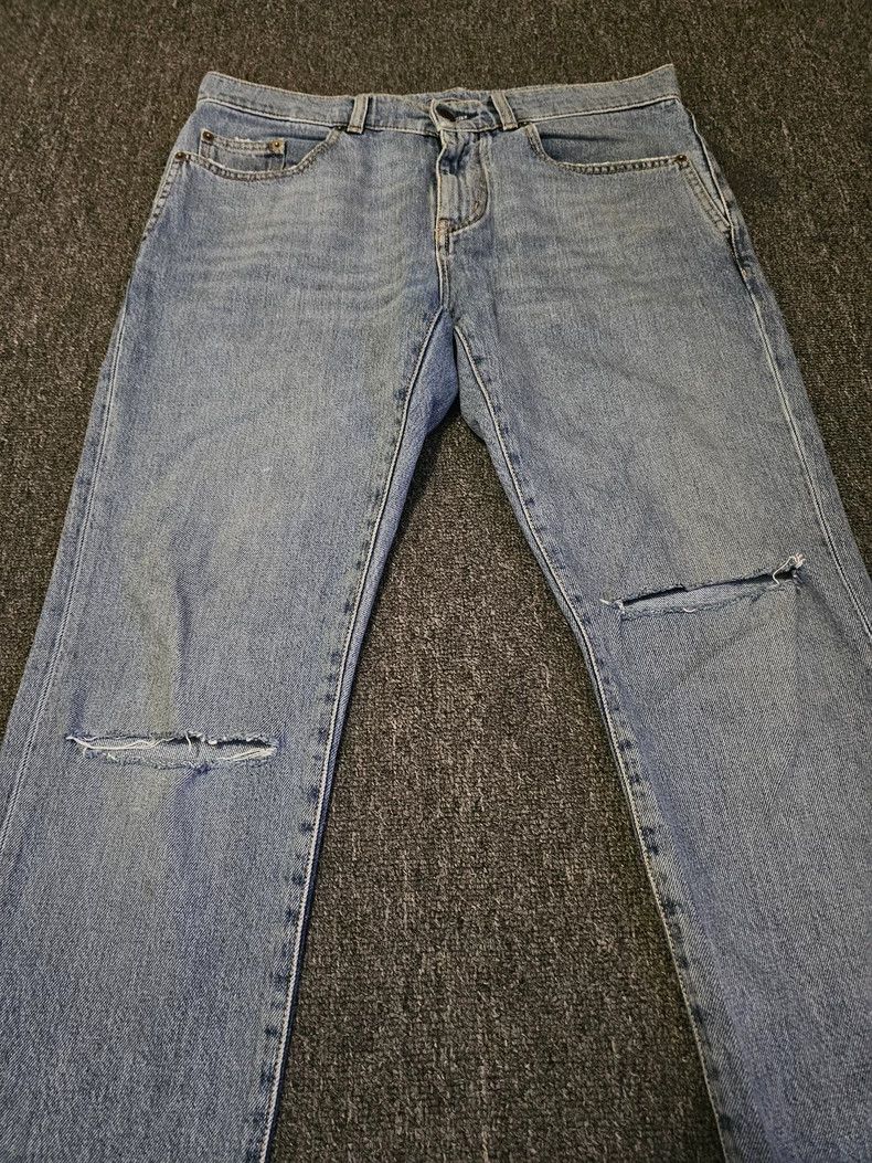 Saint Laurent Paris Saint Laurent D02 Distressed Denim Jeans Size US 31 - 2 Thumbnail