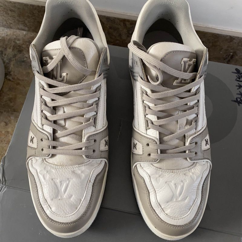 Louis Vuitton Louis Vuitton Classic Trainer Sneakers in Gray 0079 Size US 10 / EU 43 - 2 Thumbnail