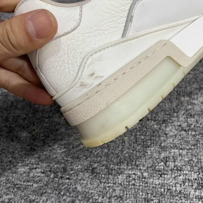 Louis Vuitton Louis Vuitton White Leather Trainer Low-Top Sneakers 0079 Size US 8 / EU 41 - 9 Thumbnail