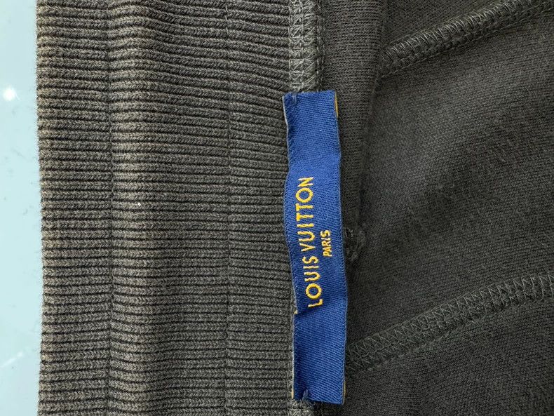 Louis Vuitton Louis Vuitton Brown Size US 30 / EU 46 - 4 Thumbnail
