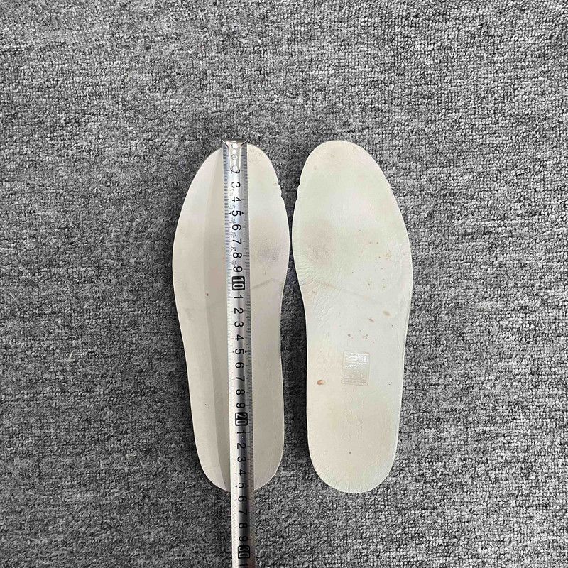 Gucci Gucci Leather Casual Fashion Sneakers in White 0079 Size US 7.5 / EU 40-41 - 13 Thumbnail