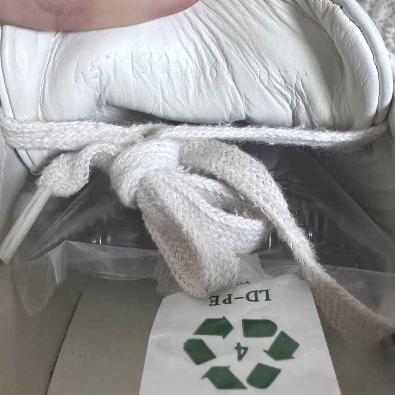 Gucci Gucci Ace Tiger Embroidered Low-Top Sneakers 0079 Size US 8.5 / EU 41-42 - 5 Thumbnail