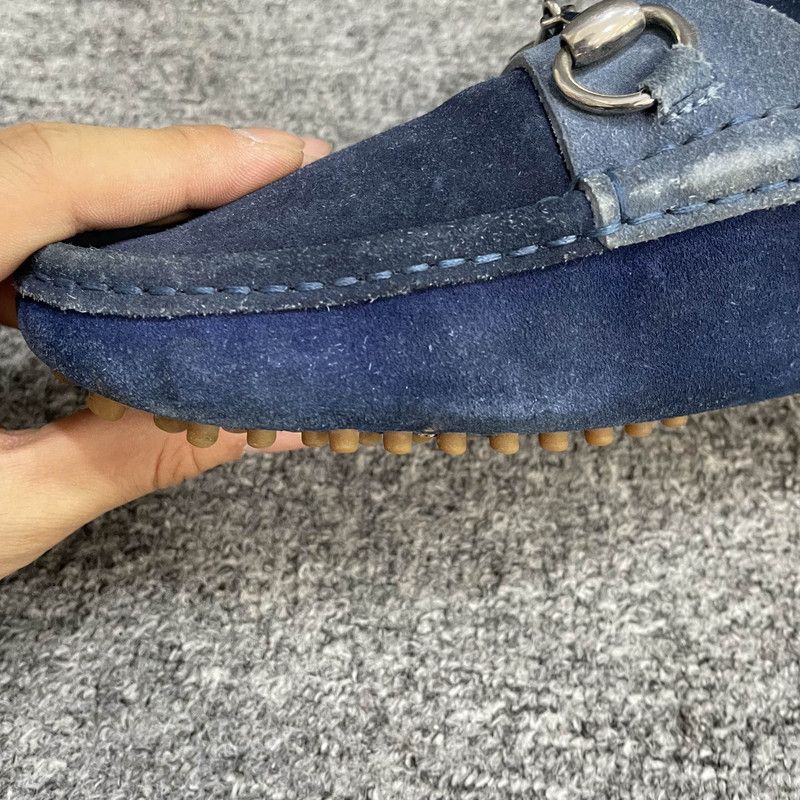 Gucci Gucci Navy Blue Suede Loafers with Silver Buckle 0079 Size US 9.5 / EU 42-43 - 6 Thumbnail