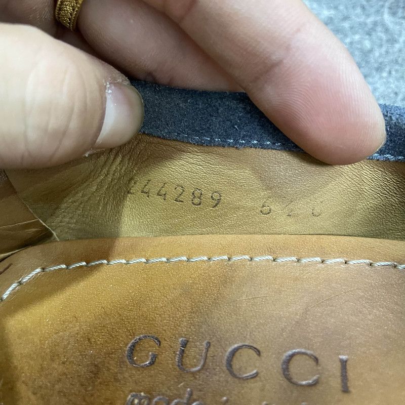 Gucci Gucci Navy Blue Suede Loafers with Silver Buckle 0079 Size US 9.5 / EU 42-43 - 5 Thumbnail