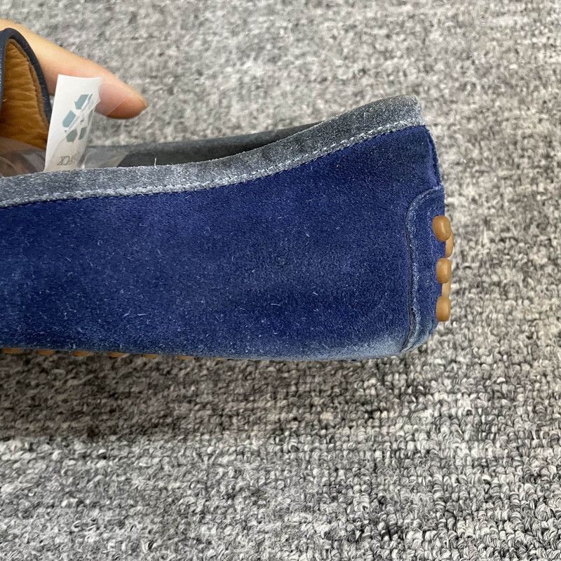 Gucci Gucci Navy Blue Suede Loafers with Silver Buckle 0079 Size US 9.5 / EU 42-43 - 9 Thumbnail