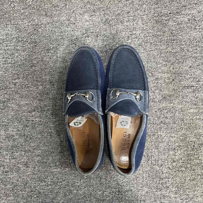 Gucci Gucci Navy Blue Suede Loafers with Silver Buckle 0079 Size US 9.5 / EU 42-43 - 12 Thumbnail