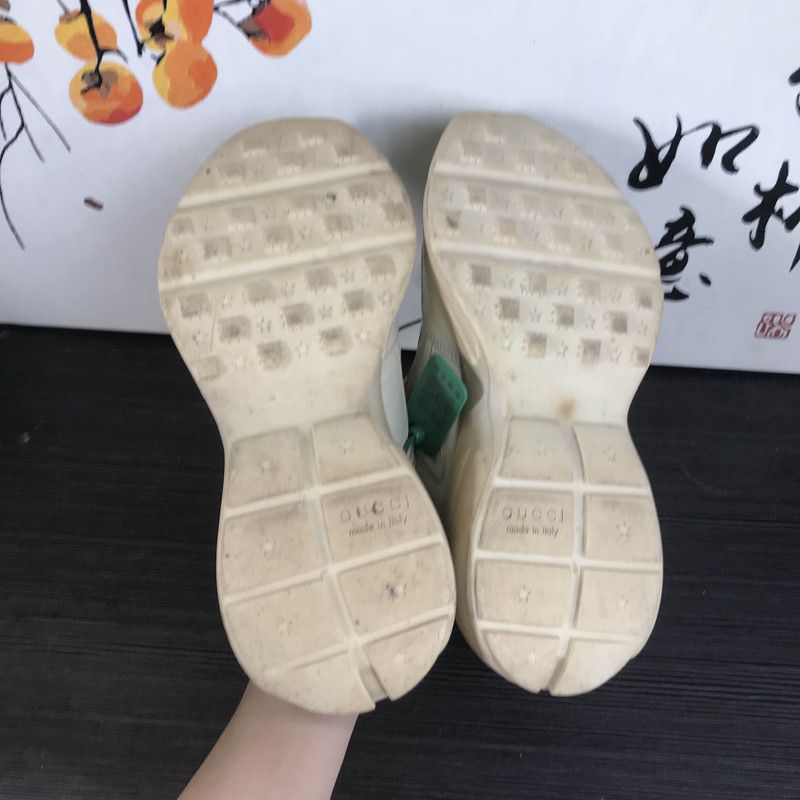 Gucci Gucci Rhyton Vintage Dad Sneakers in Ivory 0079 Size US 8 / EU 41 - 4 Thumbnail