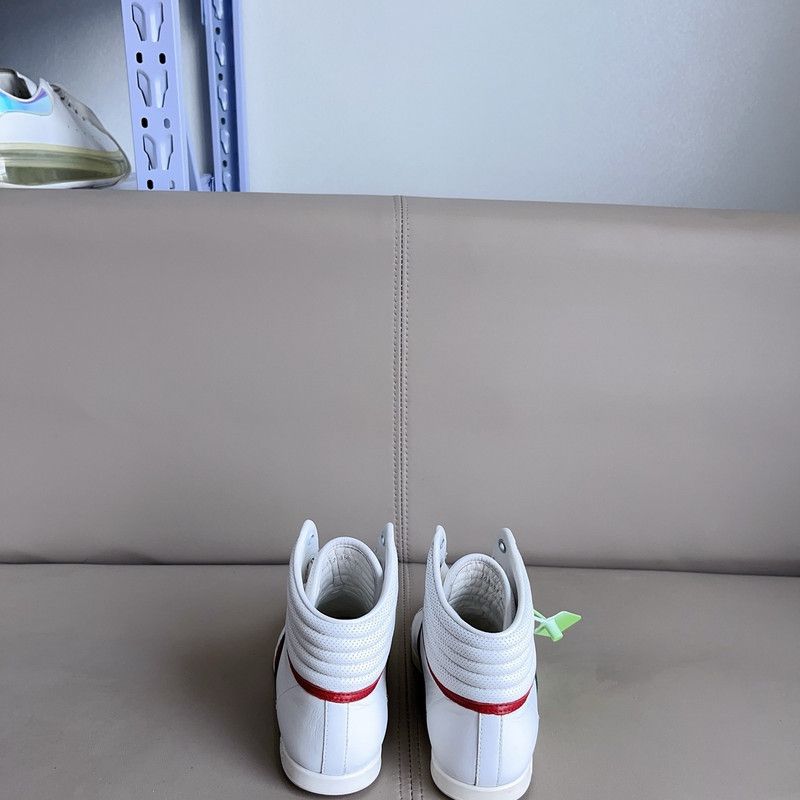 Gucci Gucci High-Top Sneakers in White 0079 Size US 5.5 / EU 38 - 3 Thumbnail