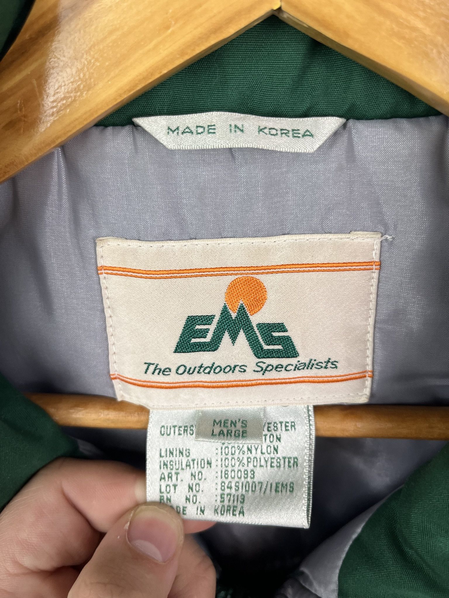 Vintage Vintage 90's EMS Heavyweight Workwear Vest Size L Size US L / EU 52-54 / 3 - 2 Thumbnail