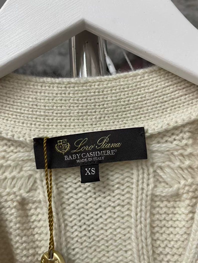 Loro Piana Loro Piana Cashmere Cable Knit Cardigan Size US XS / EU 42 / 0 - 6 Thumbnail