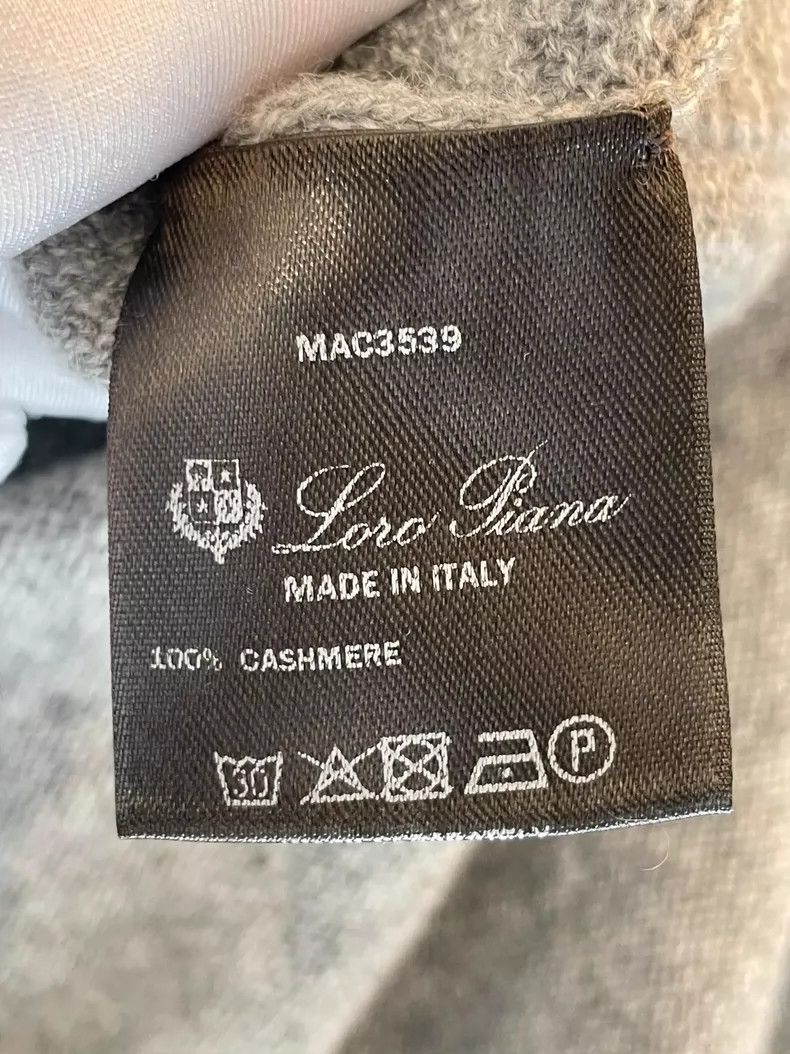 Loro Piana Loro Piana Gray V-Neck Cashmere Vest Size US M / EU 48-50 / 2 - 3 Thumbnail