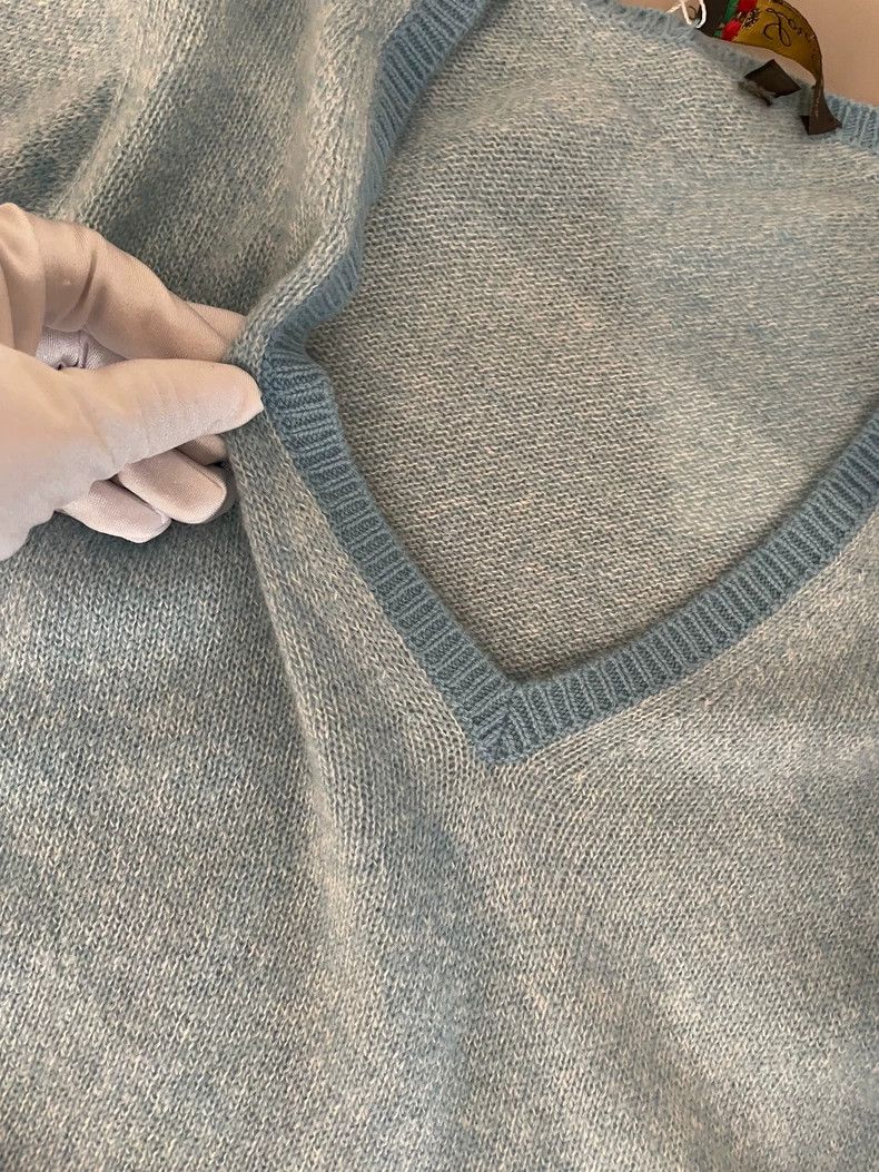 Loro Piana Loro Piana Blue Cashmere V-Neck Sweater Size US M / EU 48-50 / 2 - 2 Thumbnail