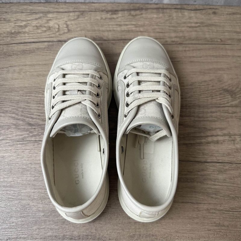 Gucci Gucci GG Canvas White Low-Top Sneakers 0079 Size US 4 / IT 34 - 8 Thumbnail
