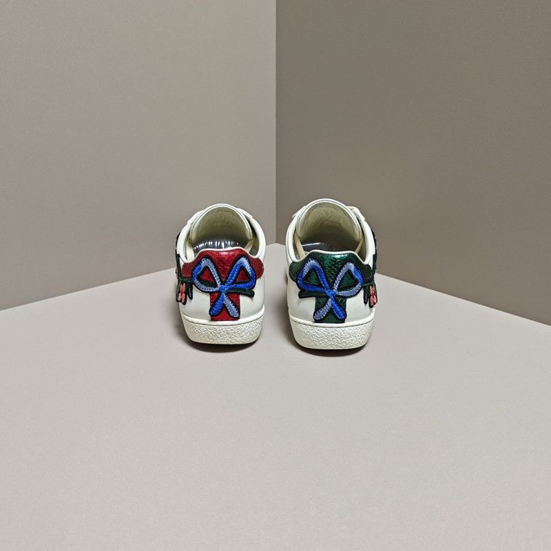 Gucci Gucci Ace Embroidered Floral Low-Top Sneakers 0079 Size US 5.5 / IT 35.5 - 3 Thumbnail