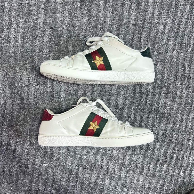 Gucci Gucci ACE Leather Sneakers with Pineapple Embroidery 0079 Size US 6 / IT 36 - 3 Thumbnail