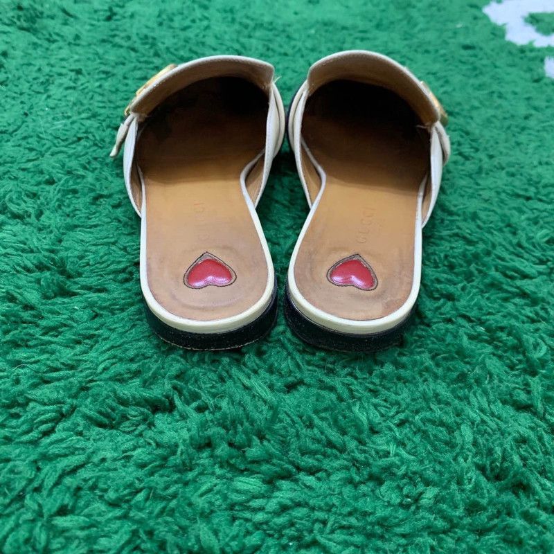 Gucci Gucci Leather Fashion Slip-Ons for Women 0079 Size US 6 / IT 36 - 3 Thumbnail