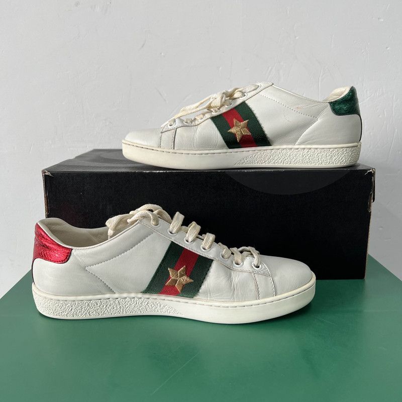 Gucci Gucci Ace Leather Pineapple Embroidered Sneakers 0079 Size US 6 / IT 36 - 11 Thumbnail