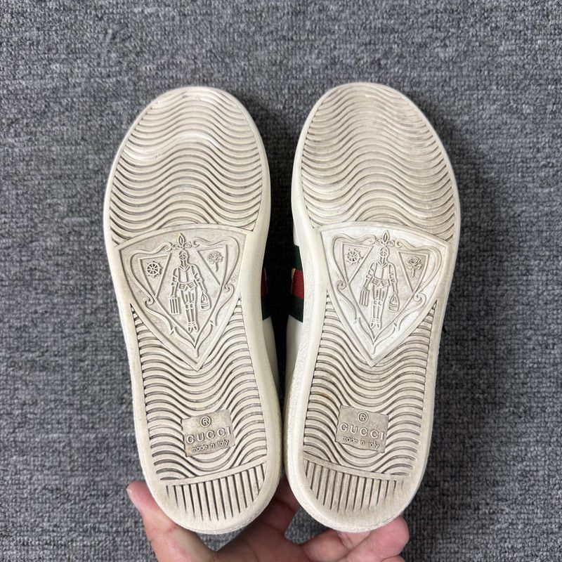 Gucci Gucci Ace Leather Sneakers with Pineapple Embroidery 0079 Size US 6 / IT 36 - 4 Thumbnail