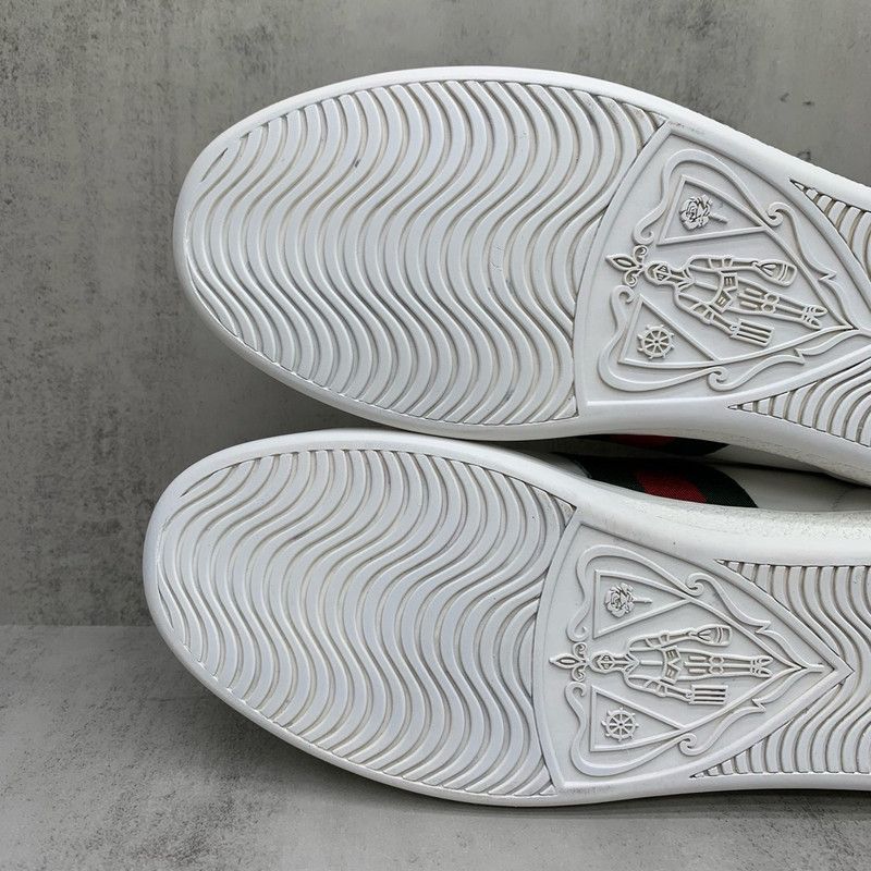 Gucci Gucci Ace Low-Top Sneakers with Bee Design 0079 Size US 5 / IT 35 - 11 Thumbnail