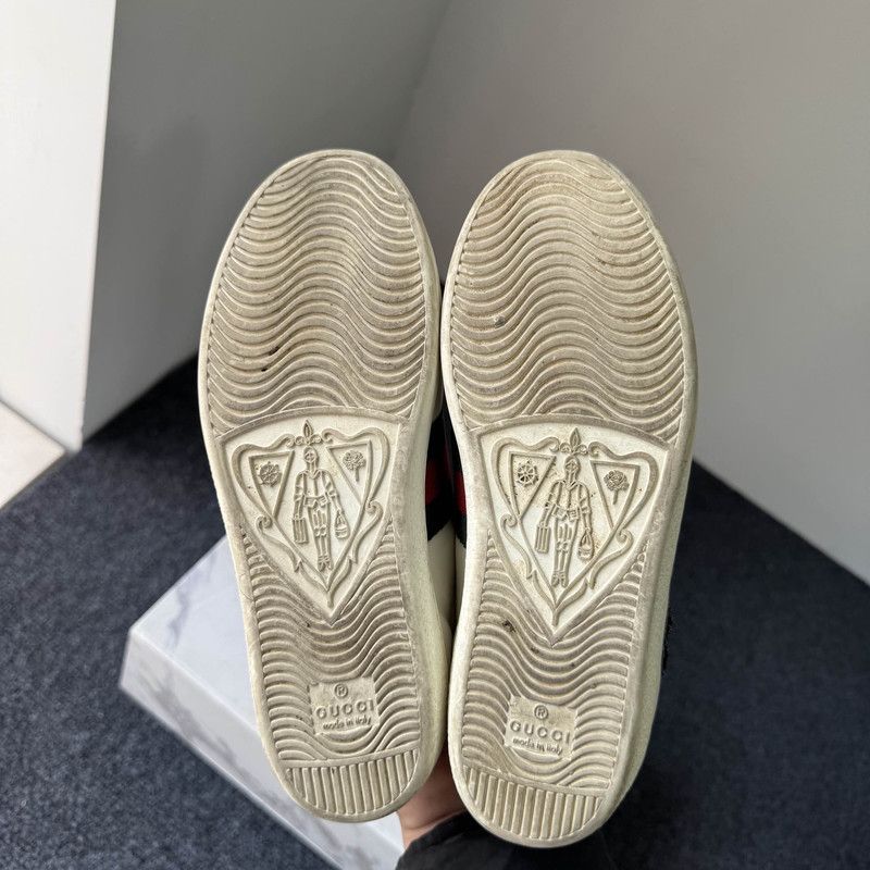 Gucci Gucci Ace Embroidered Fashion Sneakers for Women 0079 Size US 5 / IT 35 - 4 Thumbnail