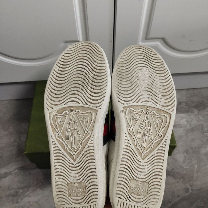 Gucci Gucci Ace Embroidered Fashion Sneakers for Women 0079 Size US 6 / IT 36 - 4 Thumbnail