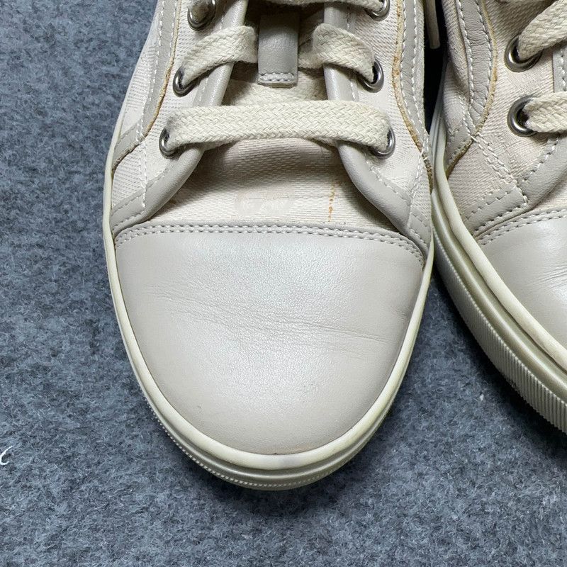 Gucci Gucci White Canvas Low-top Fashion Sneakers 0079 Size US 6 / IT 36 - 9 Thumbnail