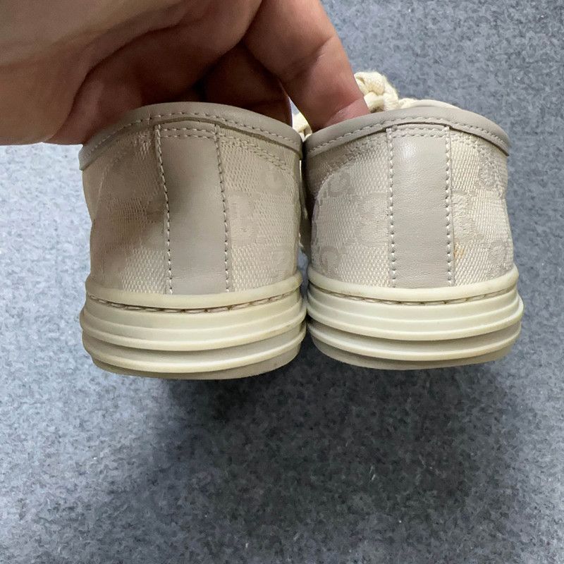 Gucci Gucci White Canvas Low-top Fashion Sneakers 0079 Size US 6 / IT 36 - 14 Thumbnail