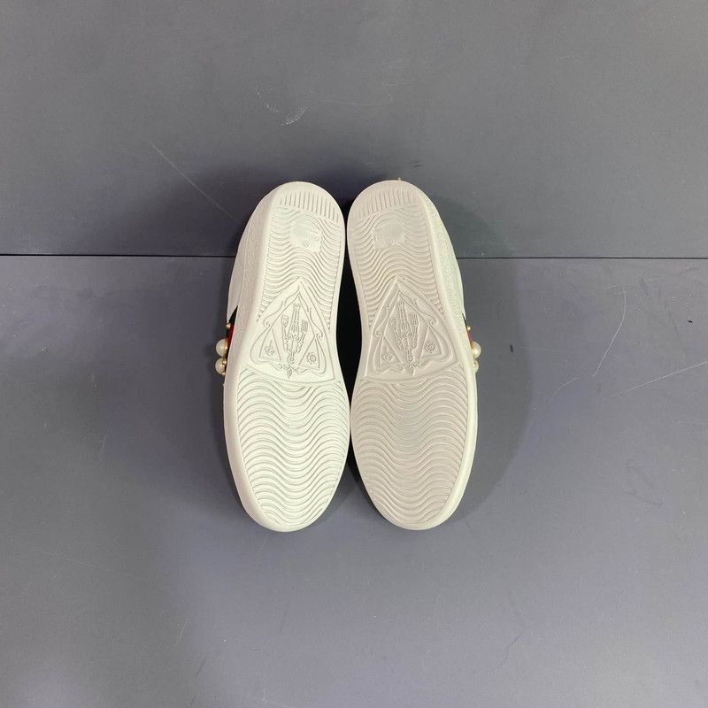 Gucci Gucci Ace Studded White Sneakers for Women 0079 Size US 6 / IT 36 - 4 Thumbnail