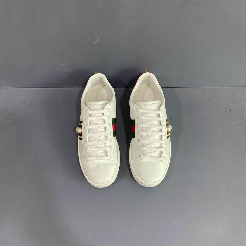 Gucci Gucci Ace Studded White Sneakers for Women 0079 Size US 6 / IT 36 - 2 Thumbnail
