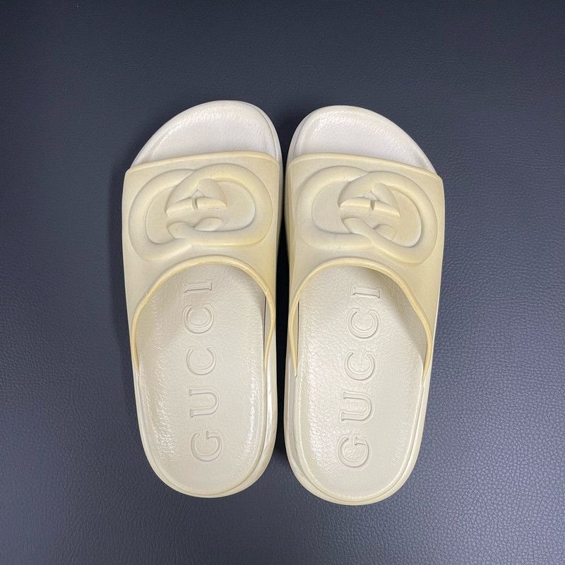 Gucci Gucci Interlocking Rubber Platform Slide Sandals 0079 Size US 5 / IT 35 - 4 Thumbnail