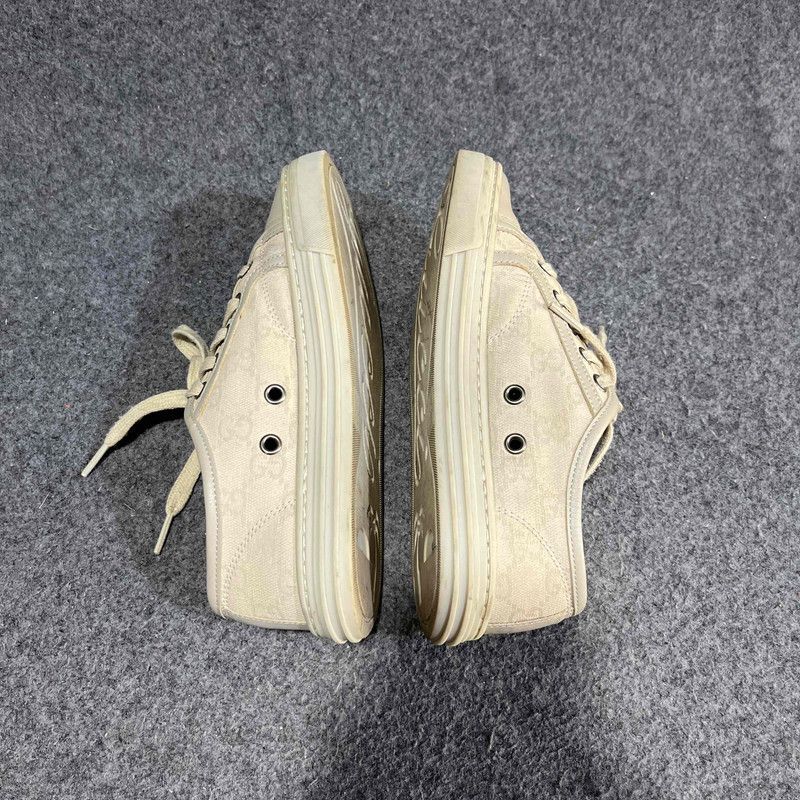 Gucci Gucci Low-Top Canvas Sneakers for Women 0079 Size US 4 / IT 34 - 2 Thumbnail