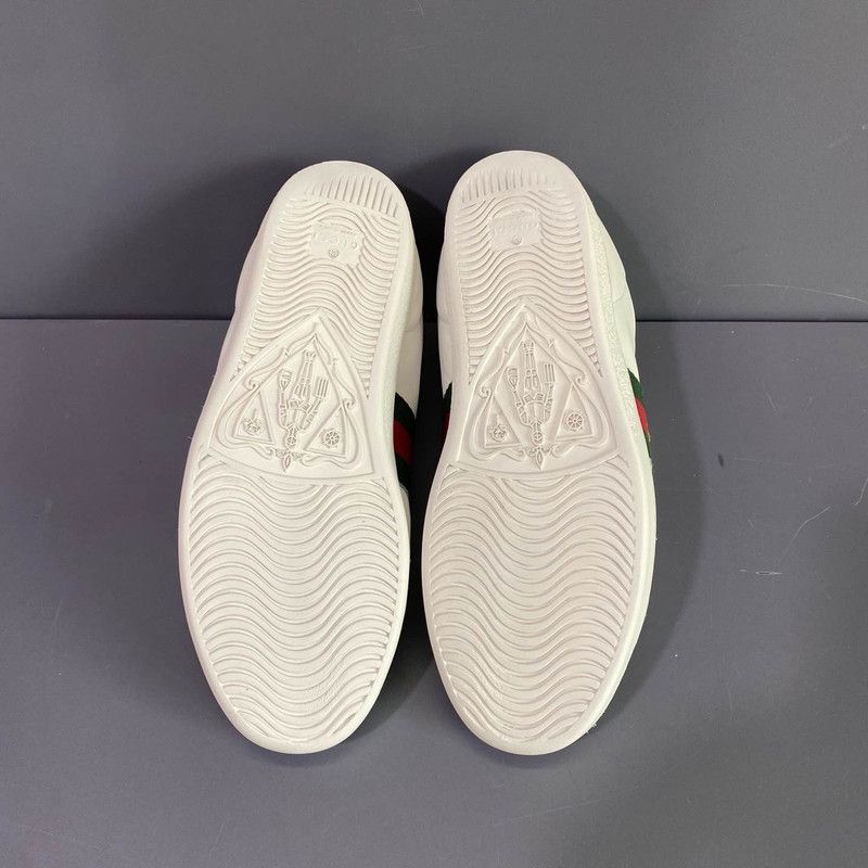 Gucci Gucci Ace Bee Embroidered Low-Top Sneakers 0079 Size US 6 / IT 36 - 4 Thumbnail