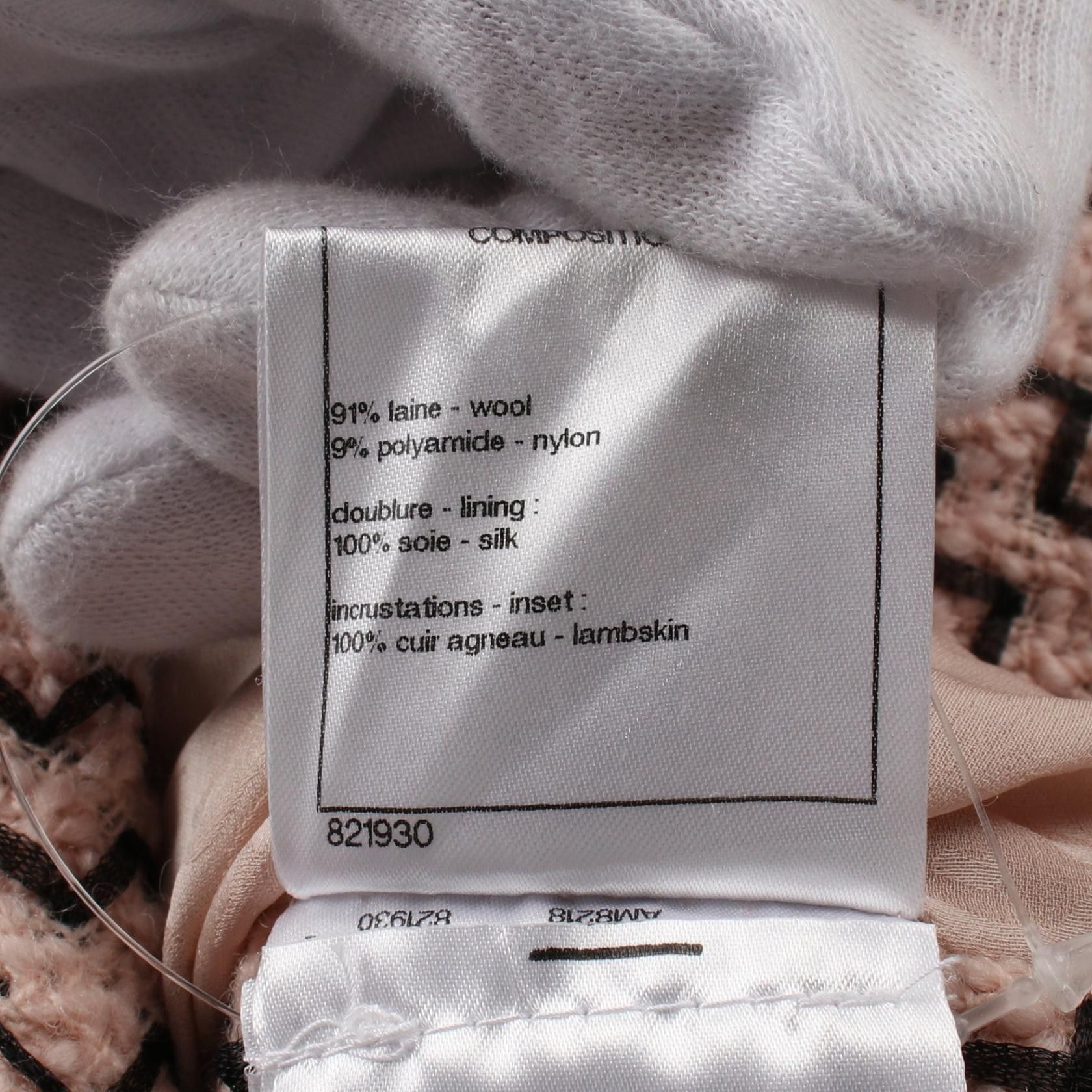 Chanel Chanel Chanel P54270V40652 Wool Nylon Outerwear Others Outerwear P54270V40652 Size ONE SIZE - 4 Thumbnail