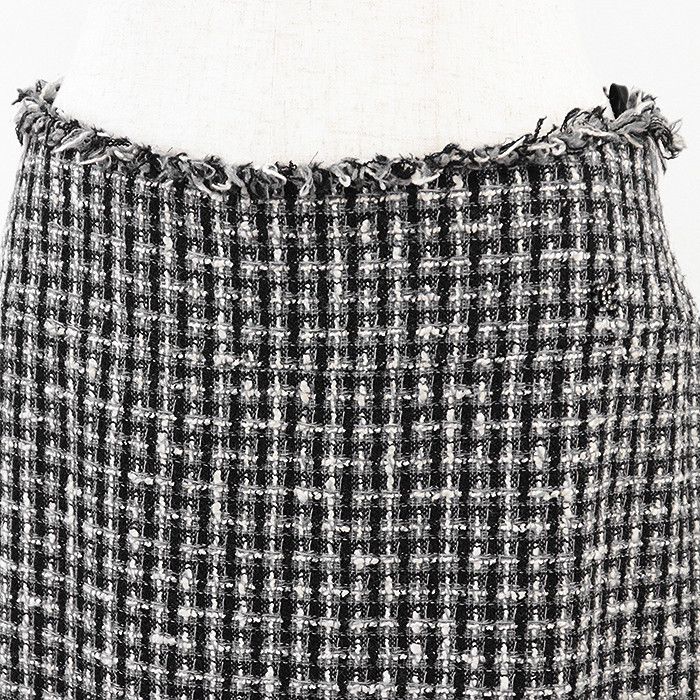 Chanel Chanel Chanel Tweed Skirt Others Skirts 04A P23976 Size ONE SIZE - 3 Thumbnail