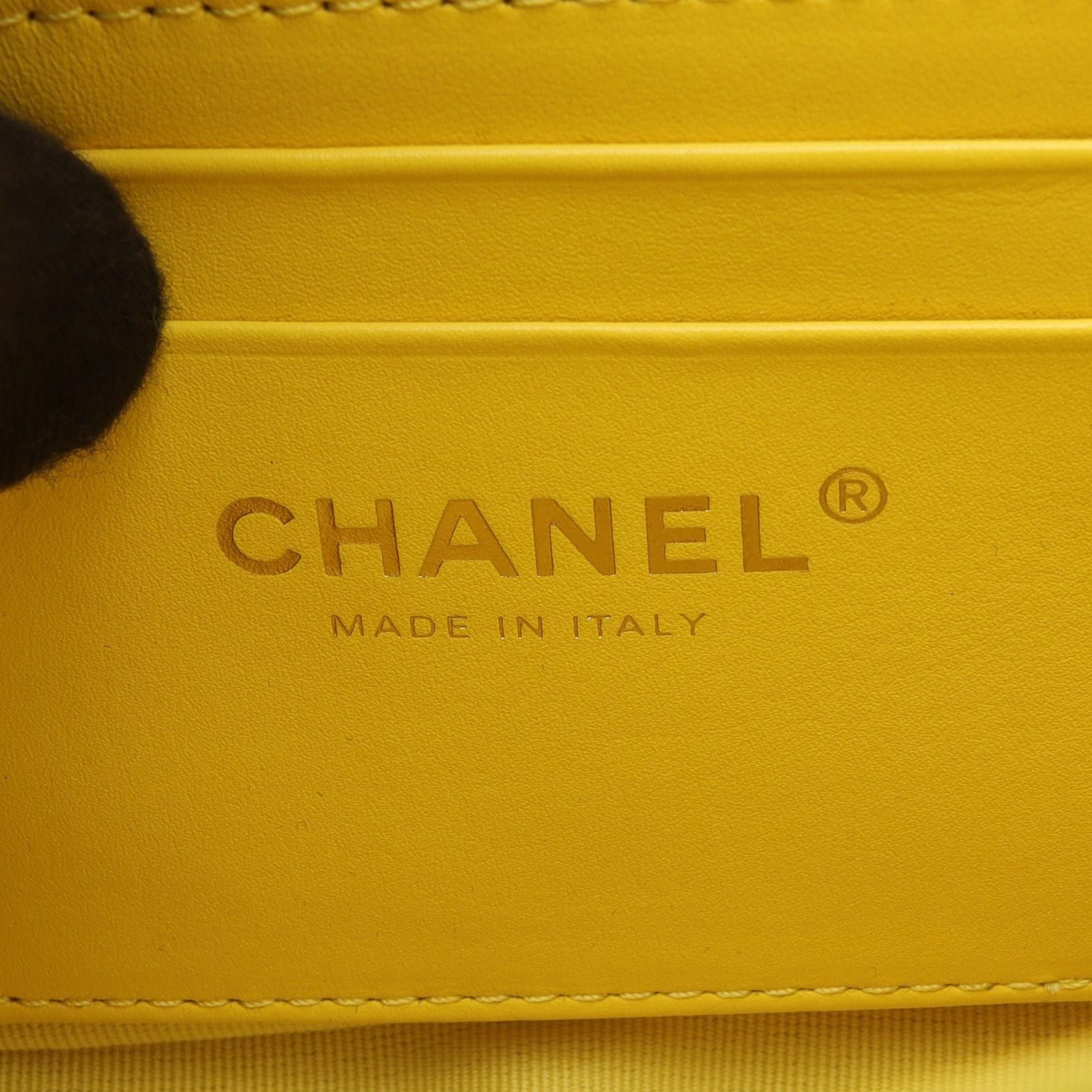 Chanel Chanel Chanel Matelassé Caviar Skin Shoulder Bag Leather Shoulder Bag AS3729 Size ONE SIZE - 4 Thumbnail