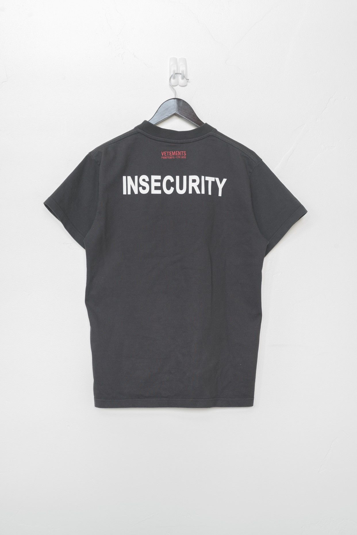 Vetements Vetements Insecurity T-Shirt - Black | Grailed