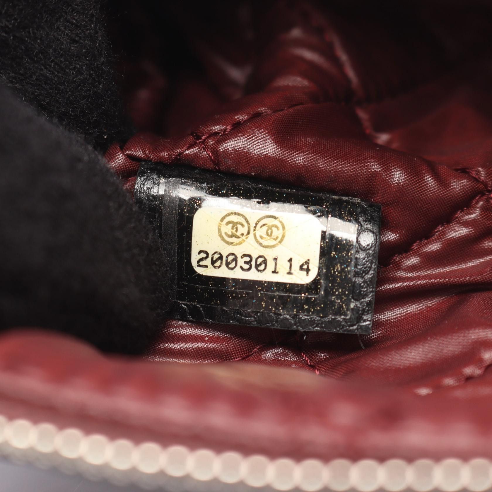 Chanel Chanel Chanel Matelassé Caviar Skin Pouch Leather Other Size ONE SIZE - 5 Thumbnail