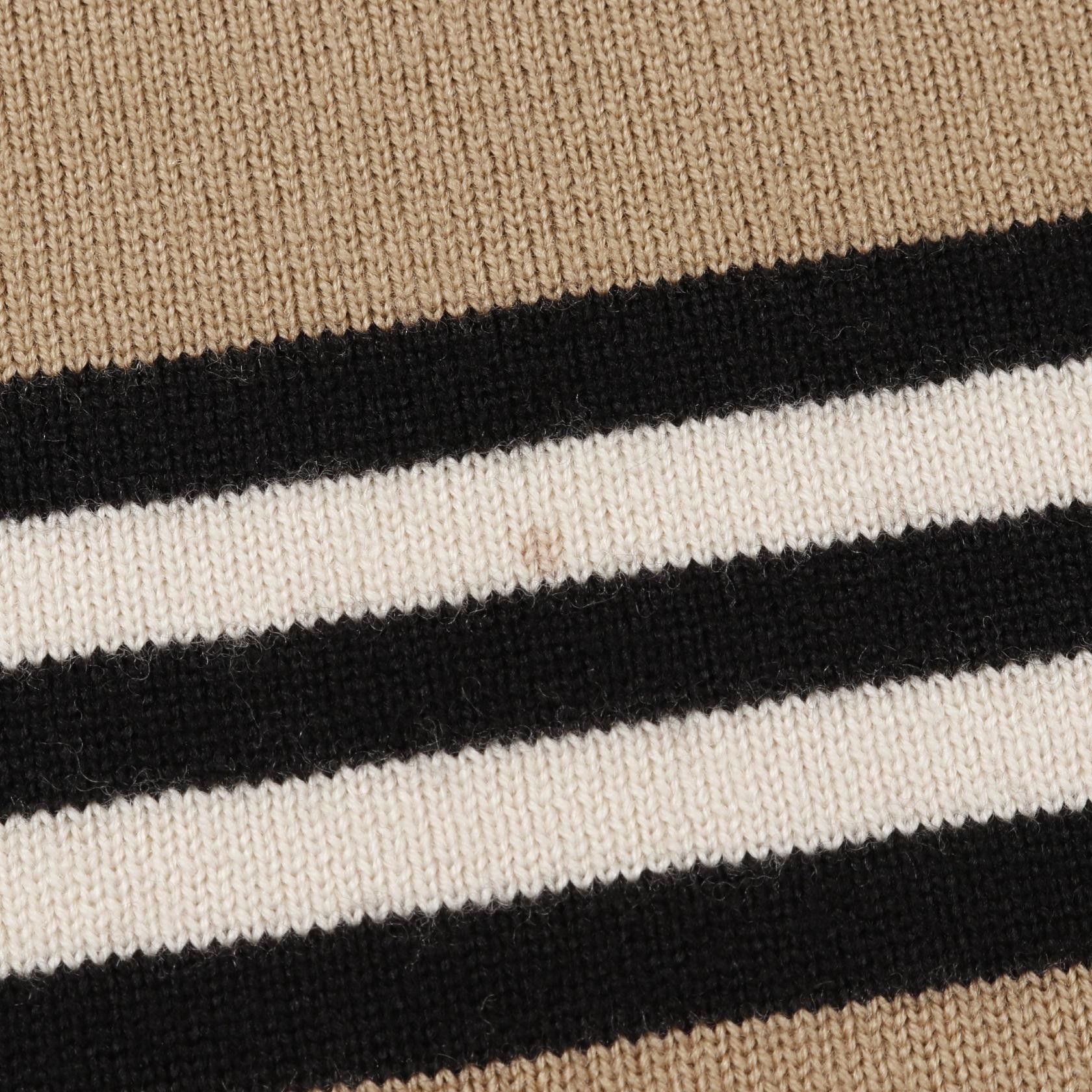Burberry Burberry Burberry Kenton Stripe Wool Shorts Natural Material Shorts 8011580 Size ONE SIZE - 6 Thumbnail