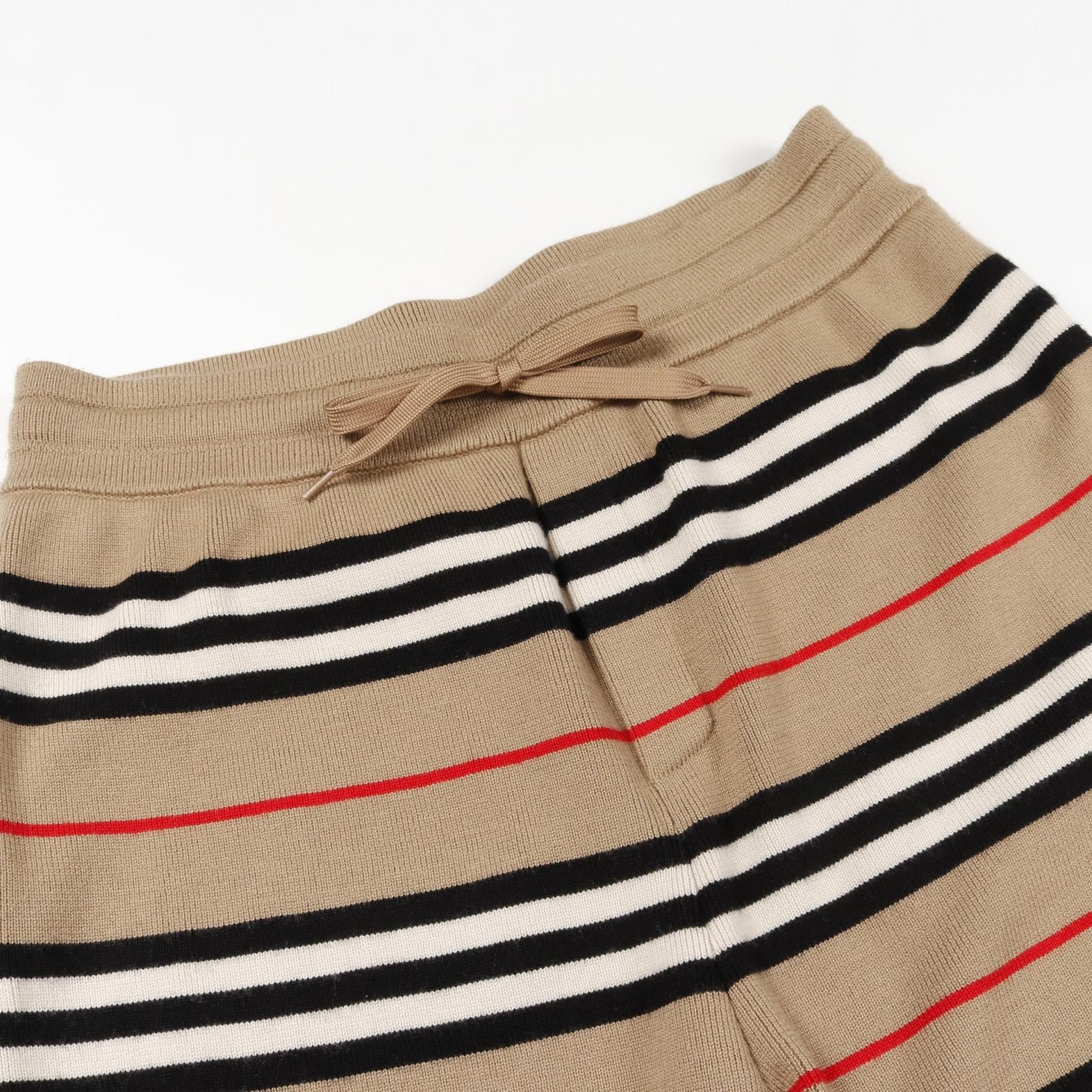 Burberry Burberry Burberry Kenton Stripe Wool Shorts Natural Material Shorts 8011580 Size ONE SIZE - 9 Thumbnail