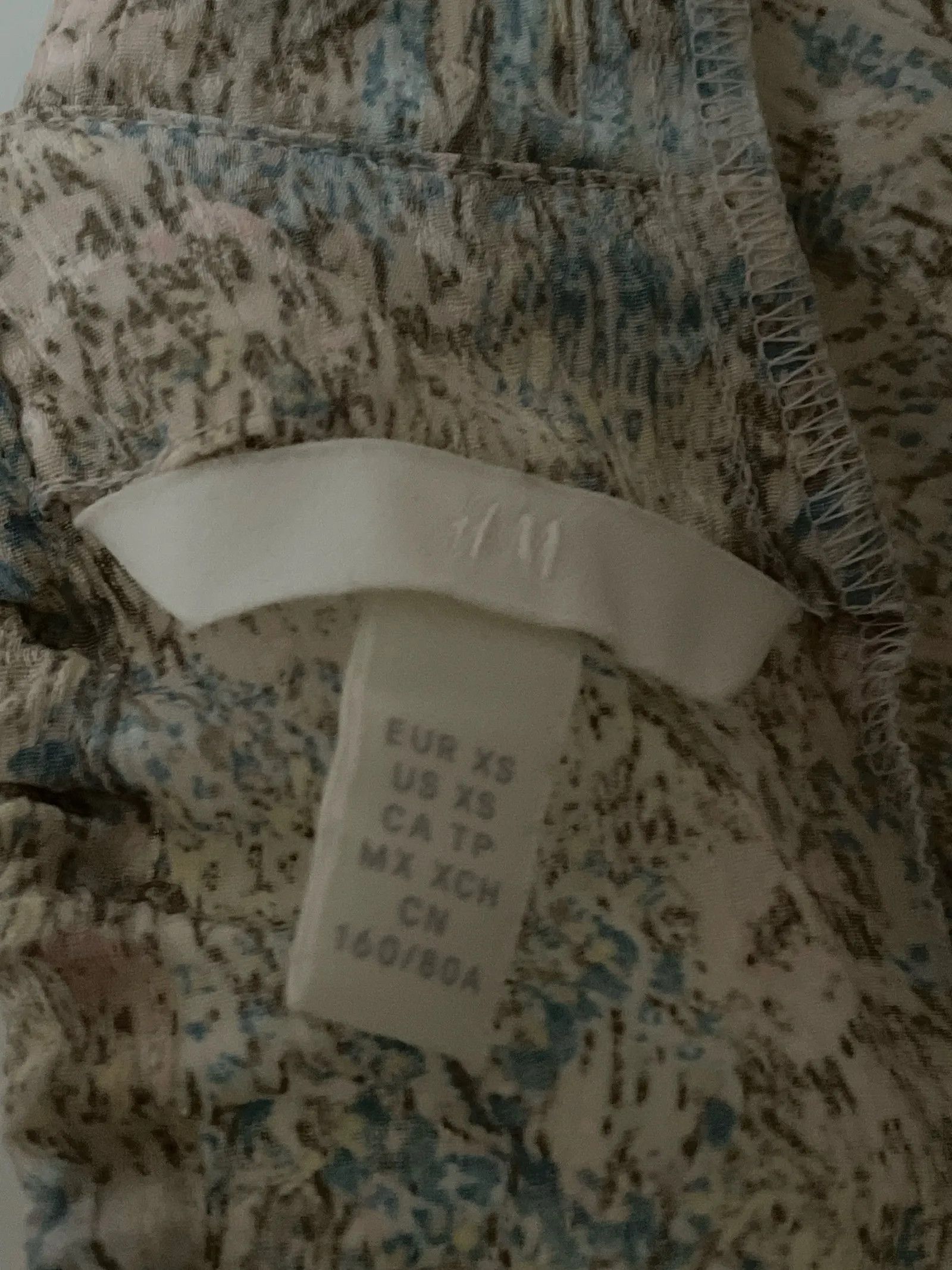H&M H&M Top Size XS / US 0-2 / IT 36-38 - 3 Thumbnail
