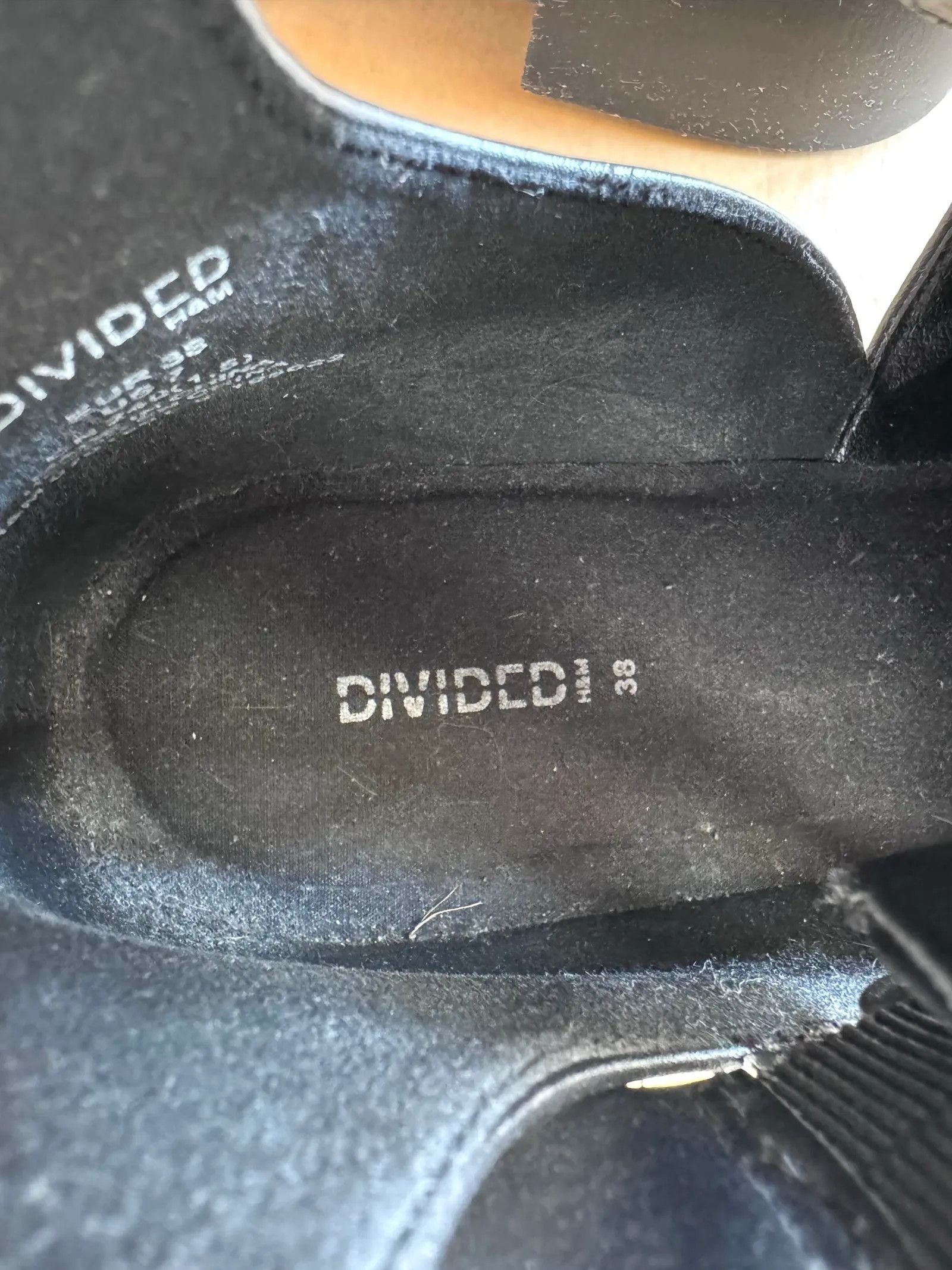 H&M H&M Boots Size US 8 / IT 38 - 2 Thumbnail