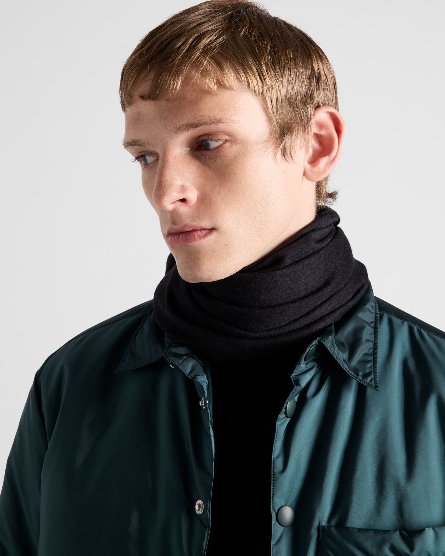 Prada NYLON PADDED OVERSHIRT Jacket Green Size US XXL / EU 58 / 5 - 3 Thumbnail