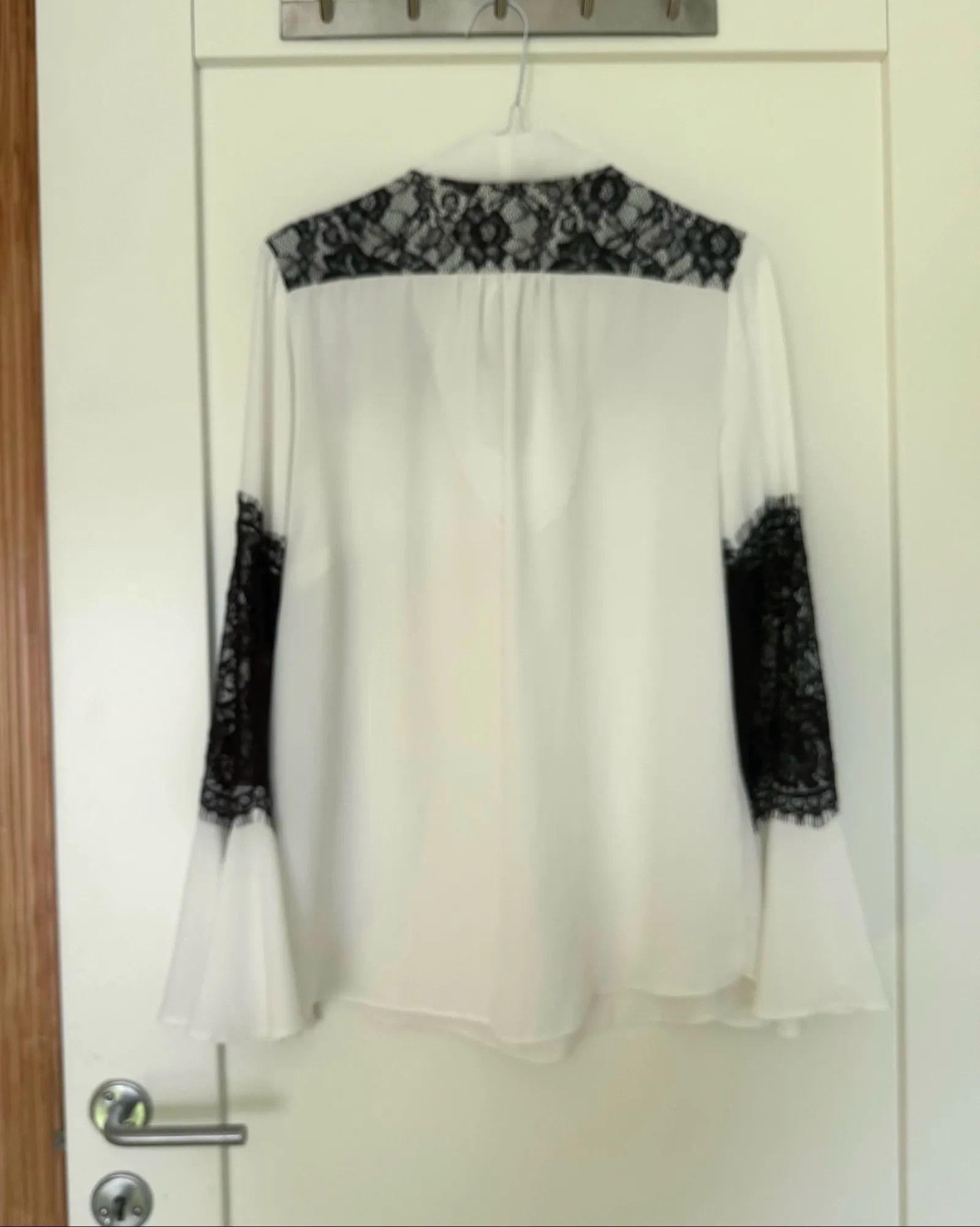 River Island River Island Blouse Size S / US 4 / IT 40 - 4 Thumbnail
