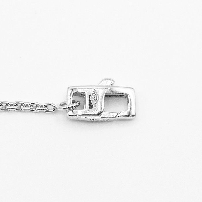 Louis Vuitton Louis Vuitton Louis Vuitton Q93279 Au750 Diamond Necklace Calfskin Necklace Q93279 Size ONE SIZE - 7 Thumbnail