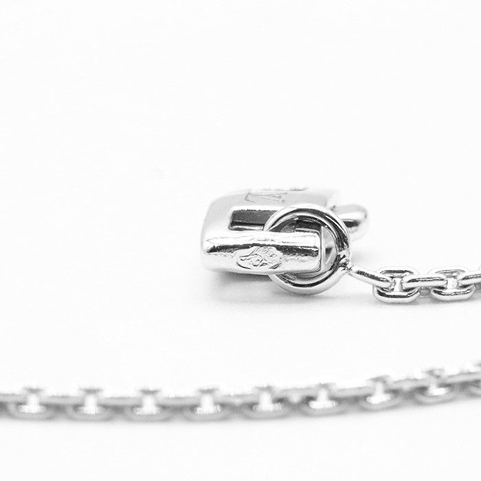 Louis Vuitton Louis Vuitton Louis Vuitton Q93279 Au750 Diamond Necklace Calfskin Necklace Q93279 Size ONE SIZE - 8 Thumbnail