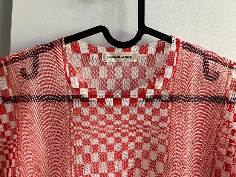 Comme des Garcons Comme des Garçons Red Check Mesh Short-Sleeve Top - dmc Size US M / EU 48-50 / 2 - 3 Thumbnail