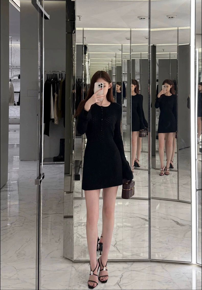 Yves Saint Laurent YSL Black Hollow Knit Dress - dmc Size US L / EU 52-54 / 3 - 6 Thumbnail